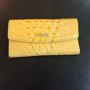 Brahmin wallet
